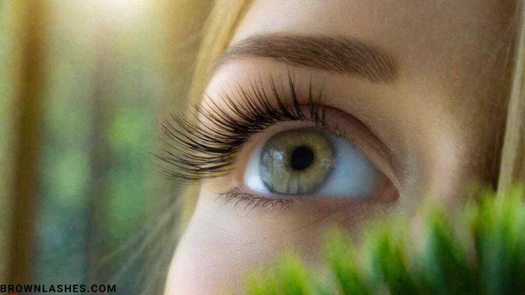 Lush, gracefully growing eyelashes in intricate detail, symbolizing the secrets of eyelash growth and capturing the blend of natural beauty and charm.