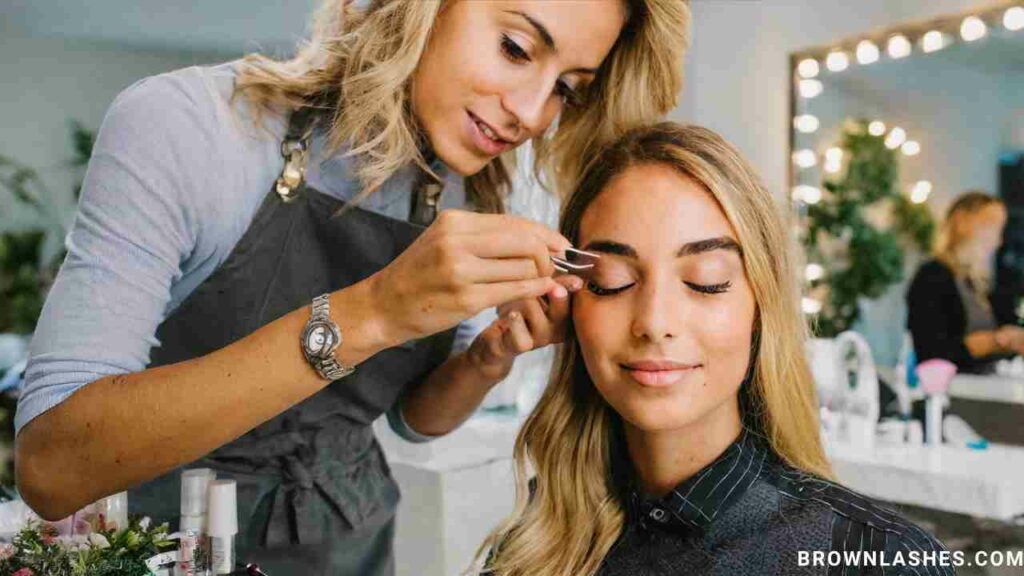 Photo showing the step-by-step process of using fingertips to vertically lift and curl eyelashes naturally.